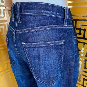 NWOT Current/Elliott Straight Leg Denim Jeans